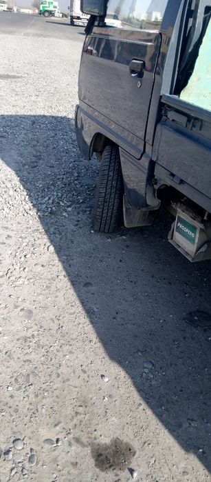 Mashinachka tayyor hamma joyi avlod darajada balonlar yangi holati yax