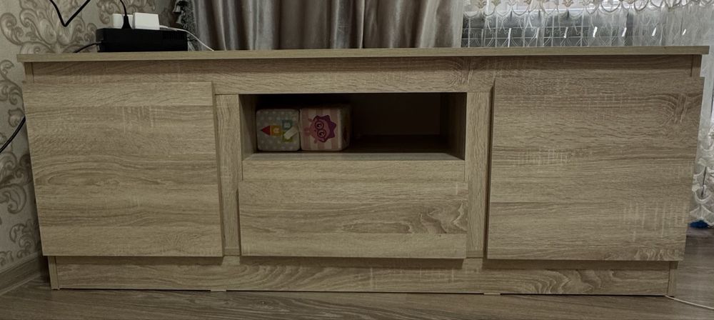 Продам тумбу под тв