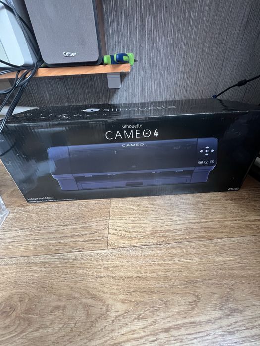 Cameo 4 режущий плоттер
