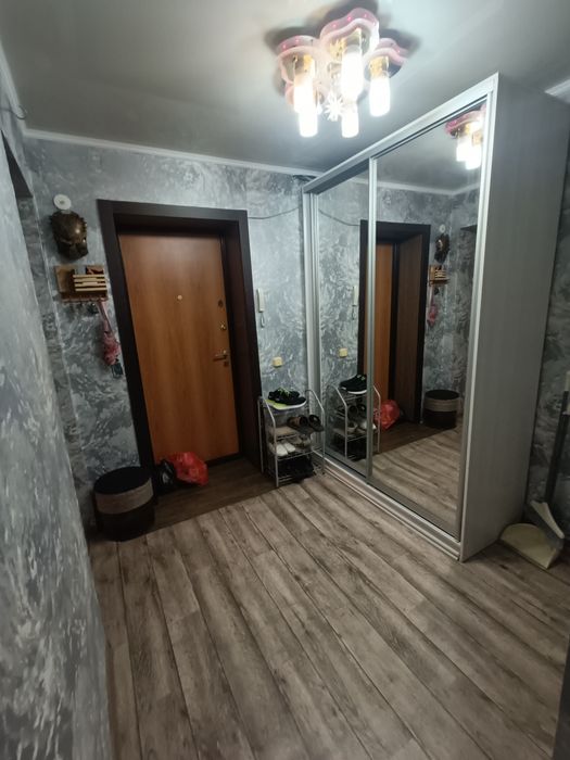 Продам 3-х комнатную квартиру