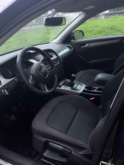Vând Audi A4, B8 2010
