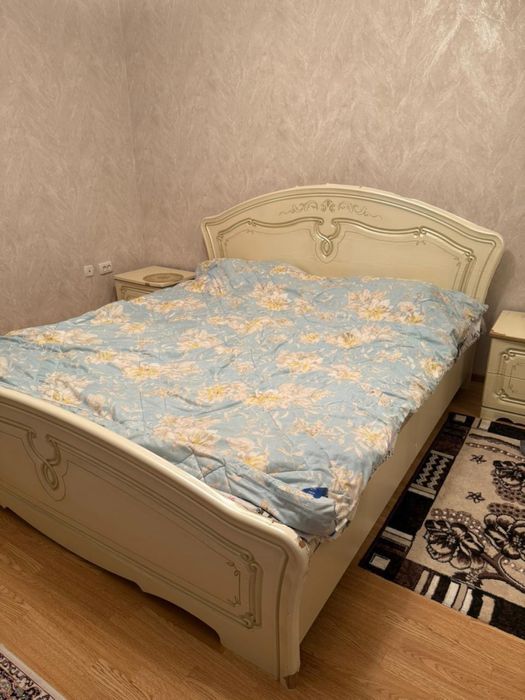 Срочно продается спальный гарнитур