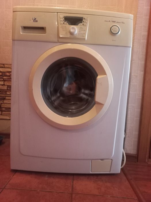 Продам стиральную машинку