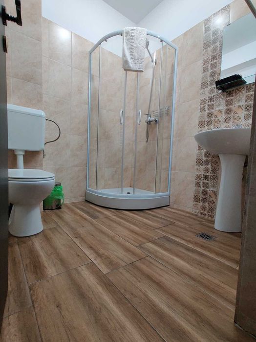 Spațiu multifuncțional de închiriat – zonă centrală Pucioasa