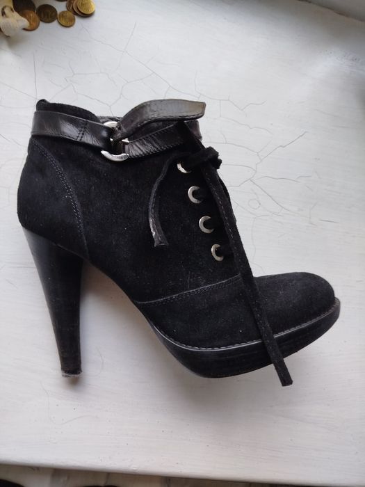 Продам ботильоны 37 размер