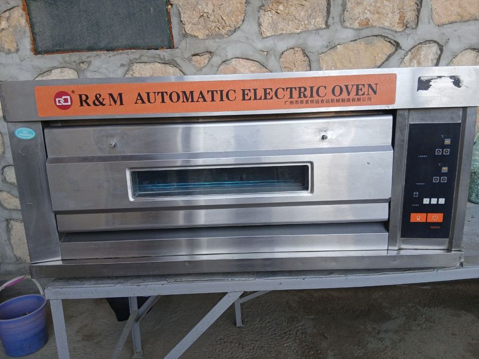 Печь новая для выпечки