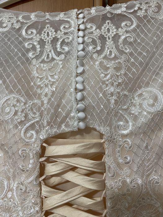 Платье на узату, СРОЧНО!!!