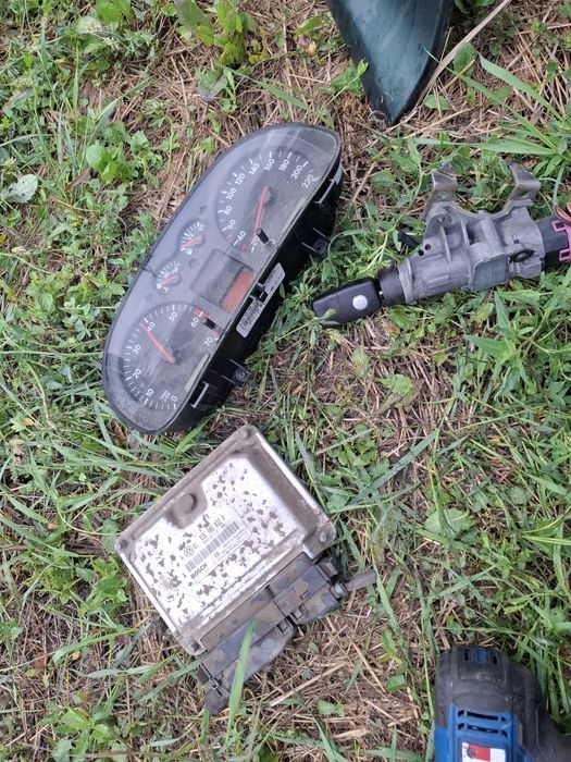 Chit pornire golf 4 1.4 benzina ceasuri calculator cheie contat