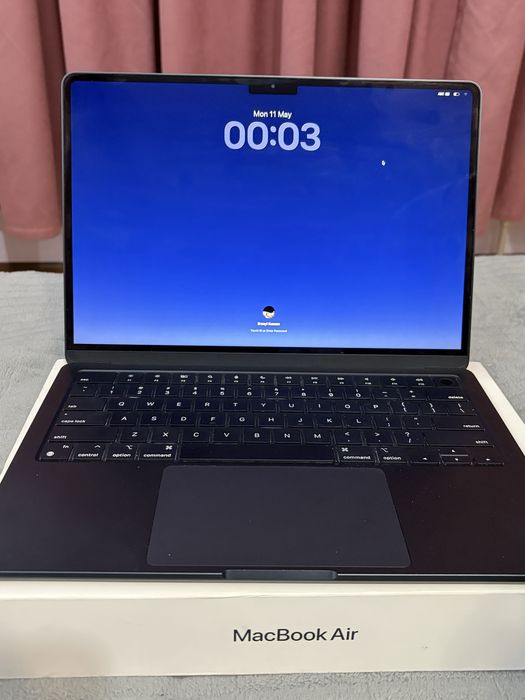 Macbook Air 13,6” M3 256/8 (2024) в идеале