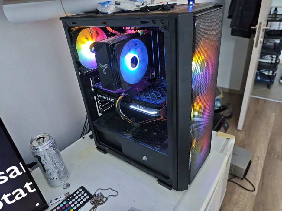 Геймърски компютър R7 7700x/rtx4070/32GB