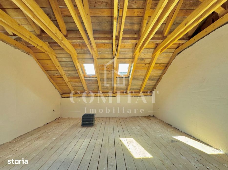 Casă de tip duplex | Stadiu semifinisat | 4 camere | Zona Câmpului