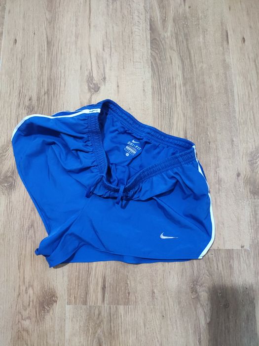 Pantaloni scurți de damă Nike Dri Fit mărimea L