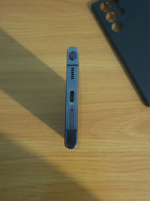 Обменяю Samsung S22 ultra