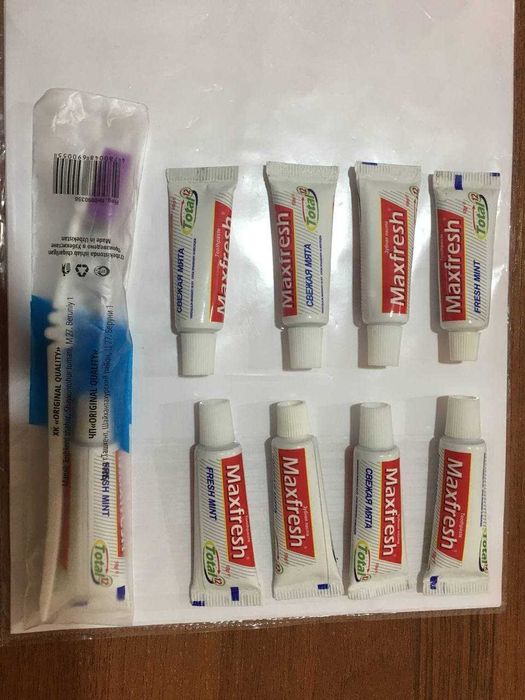 Продам щетки зубные с пастой