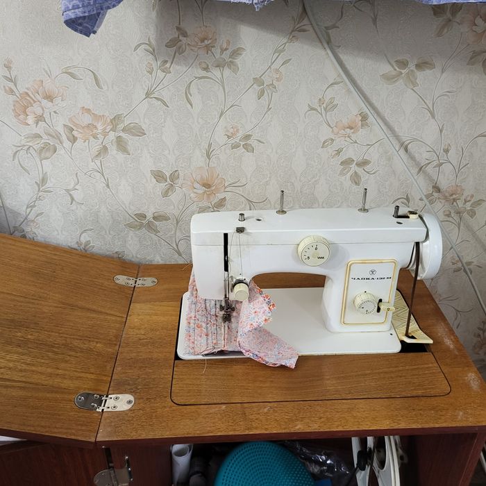 Швейная машинка, продам