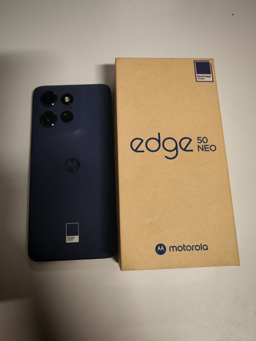 Când motorola edge 50 neo