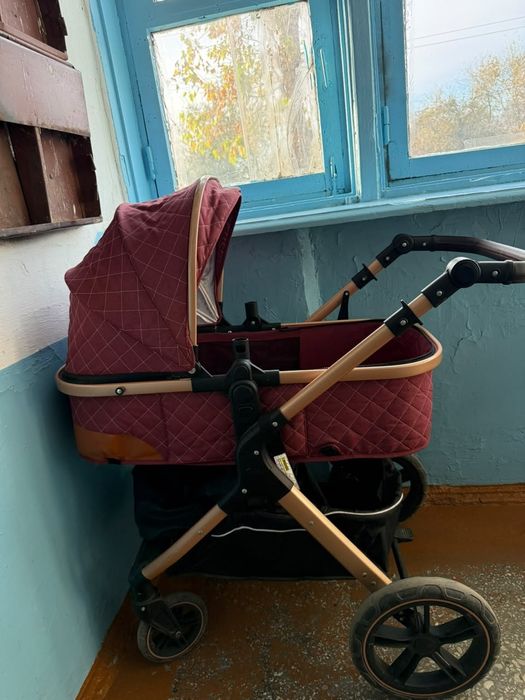 Продам коляска в хорошем состояние