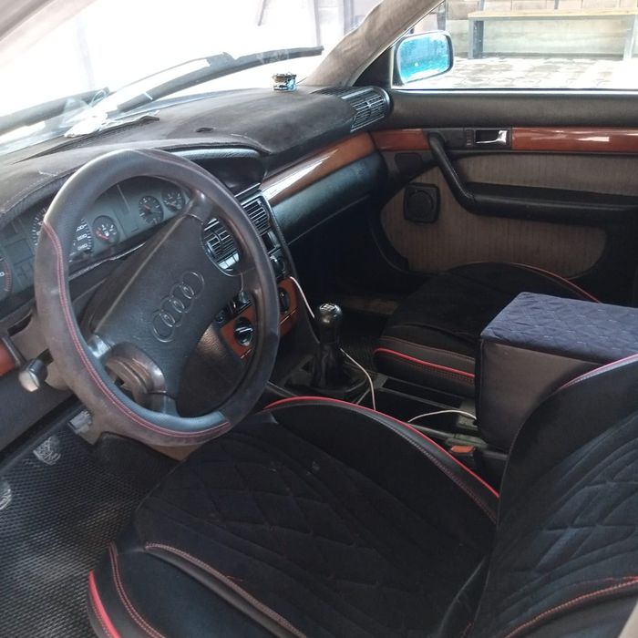 Продажа Ауди 100 с4