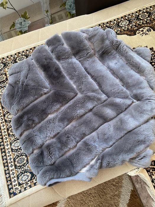 Меховой жилет