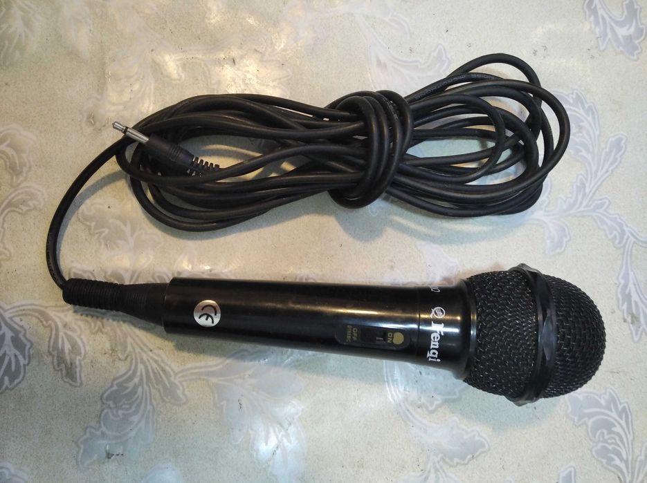 Microphone. Karaoke. Микрофон. Караоке.