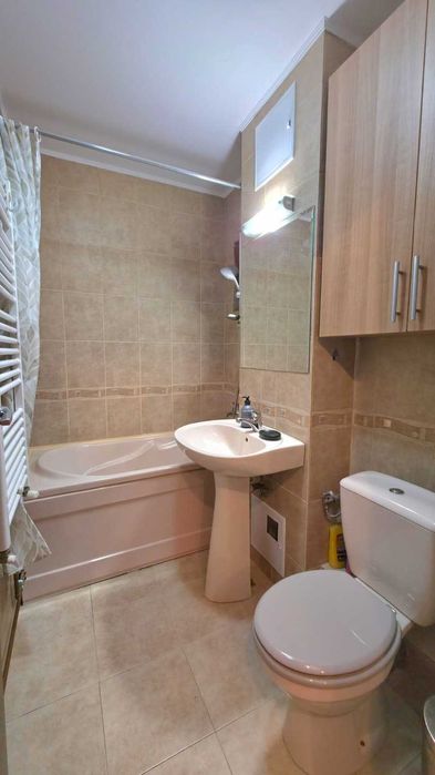 Apartament 3 camere de închiriat – Ultracentral, str. Griviței Bl. B16