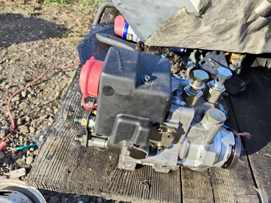 Pompă injecție tranzit delphi