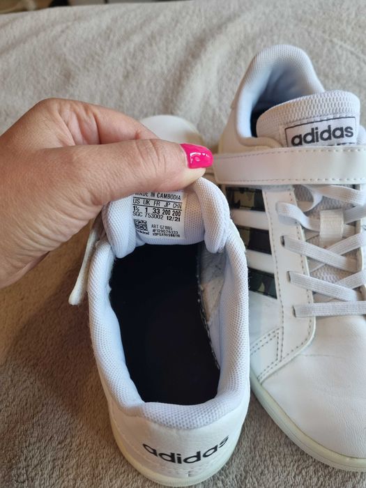 Детски маратонки адидас, номер 33