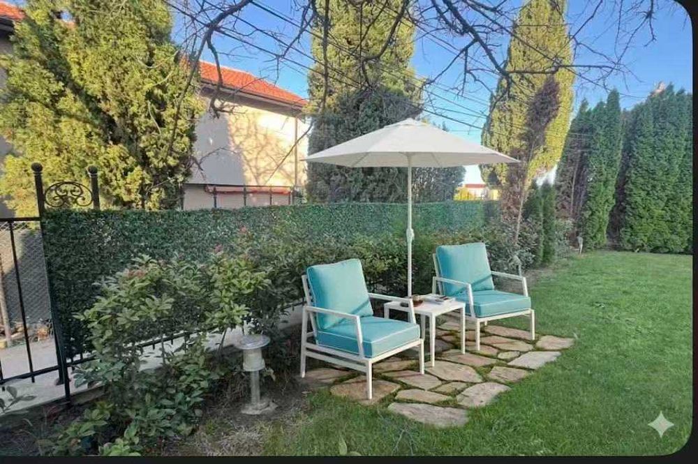 Метален Градински сет HAMPTON BAY с функция Spring Motion технология (люлеене чрез огъване на рамката)