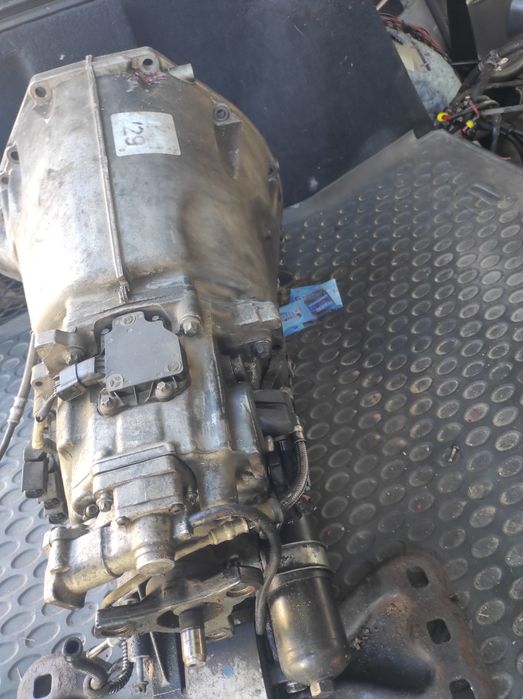 Полу автоматична скоростна кутия за Мерцедес с180 компресор