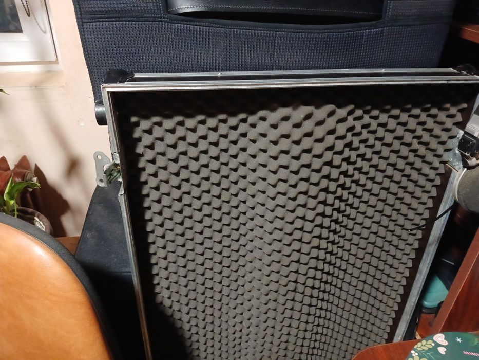 Case, valiza de transport!