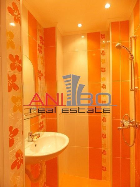 Продава се Четиристаен апартамент в Варна, Център - 82 кв.м за 952 €/кв.м - Снимка #7