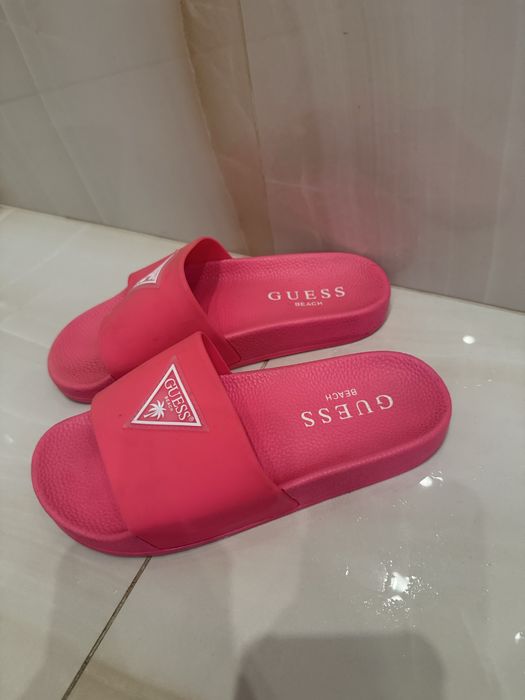 Розови чехли Guess,37 размер
