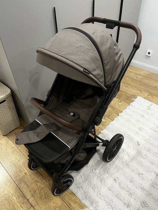 Продам детскую коляску Tomix