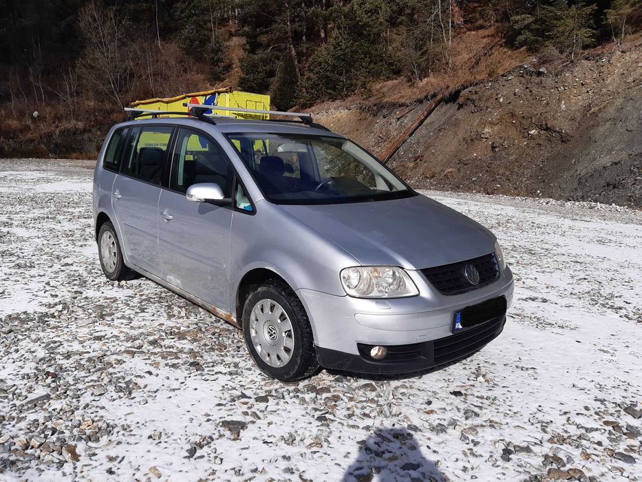 Vand Touran,2005,140 CP,stare f. bună