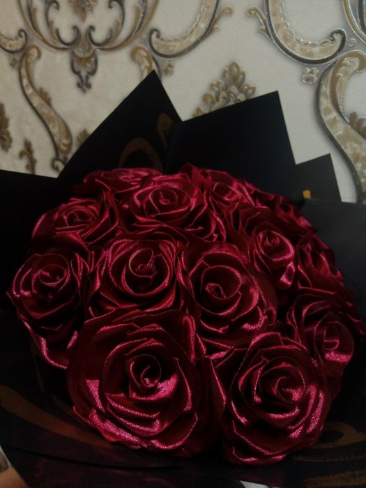 Sunʼiy Atirgul buketi