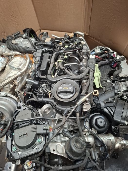 OM654 Mercedes Benz Motor, injectoare ,semi-chiuloasa, chiulasă