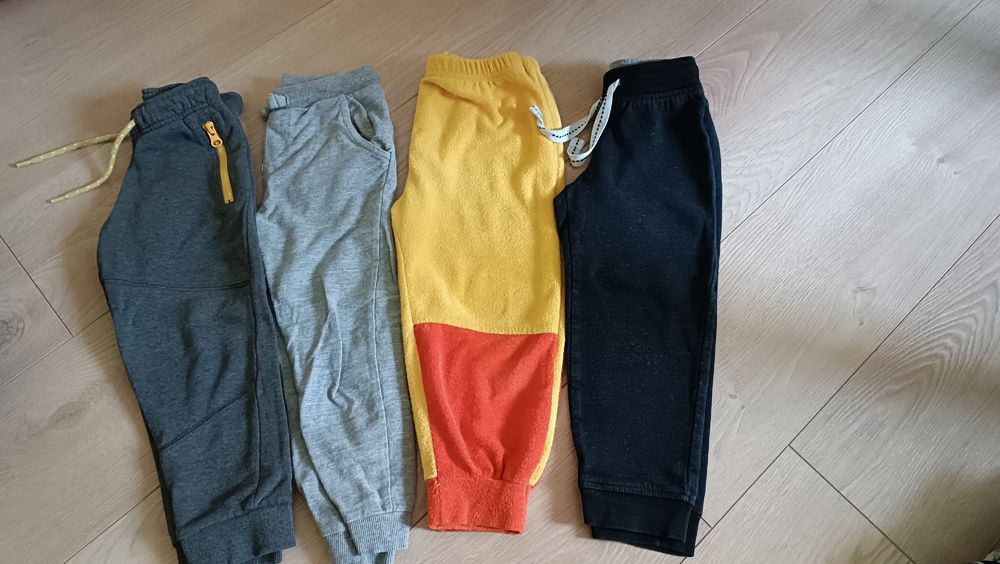 Суичъри и долнища 98-122