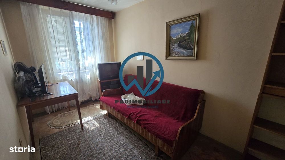 Vand apartament 3 camere Craiovei