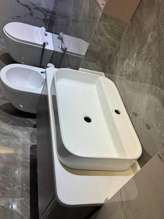 Quyma rakvina va stoleshnitsa uyga va iwxonaga suvga chidamli