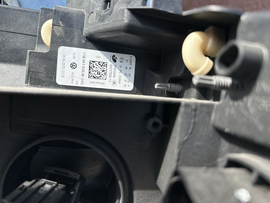 VW ID 4/5 Full Led ляв фар