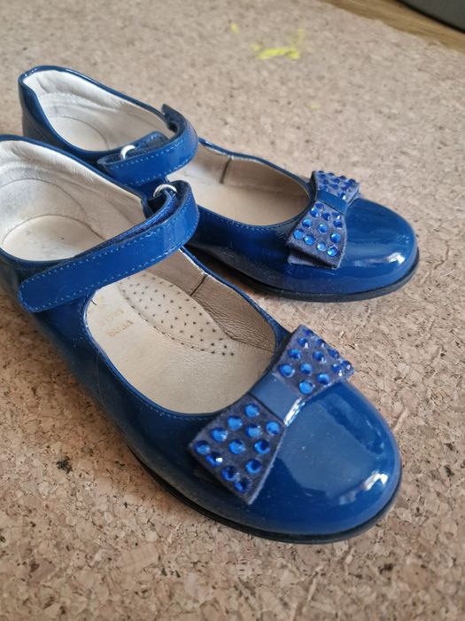 Детская обувь в прекрасном состоянии