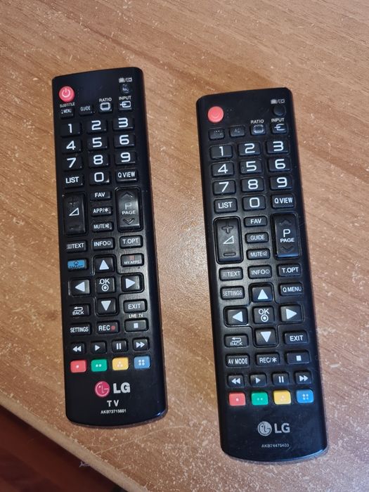 De vânzare două telecomenzi LG