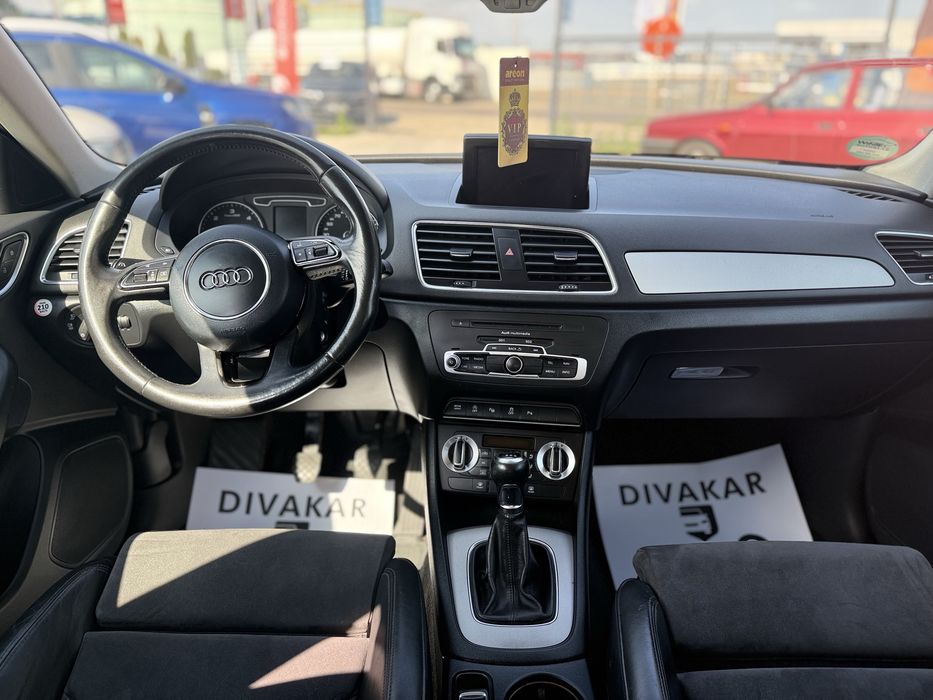 AUDI Q3 . Garantie 12 Luni