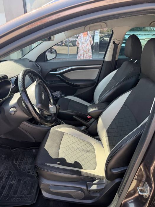 Lada vesta sw cross 1.8