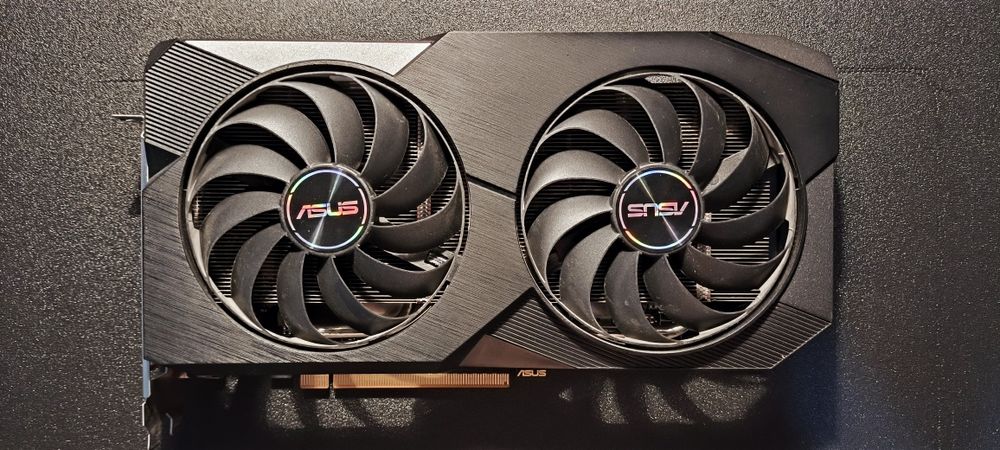 Продам Asus Dual rx 6600 xt 8gb