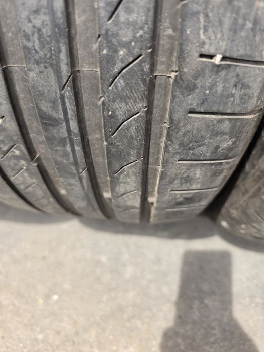 4 бр. летни гуми 225/50/17 Continental AO DOT 2x1821 2x0919 4-5 mm