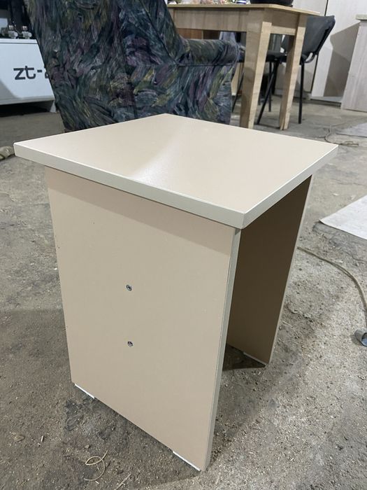 Продается стул со стульями