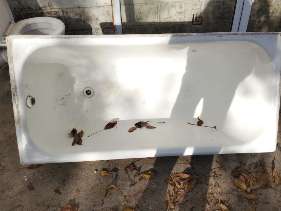 Ванна чугунная хороше сост