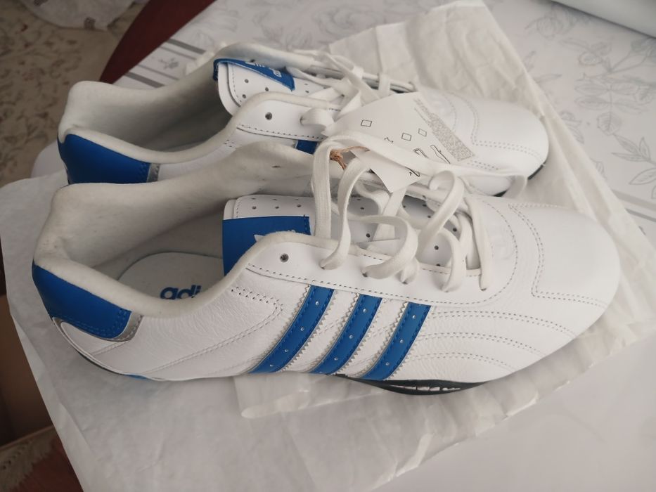 Кроссовки Adidas originals