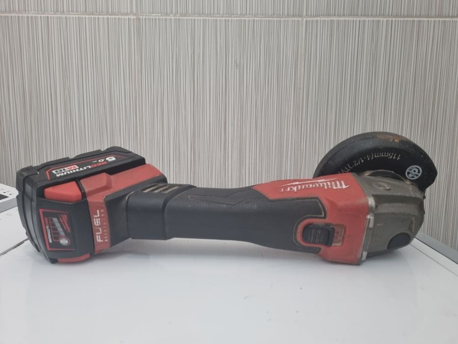 Set milwaukee rotopercutor si flex , 2 baterii an 2023